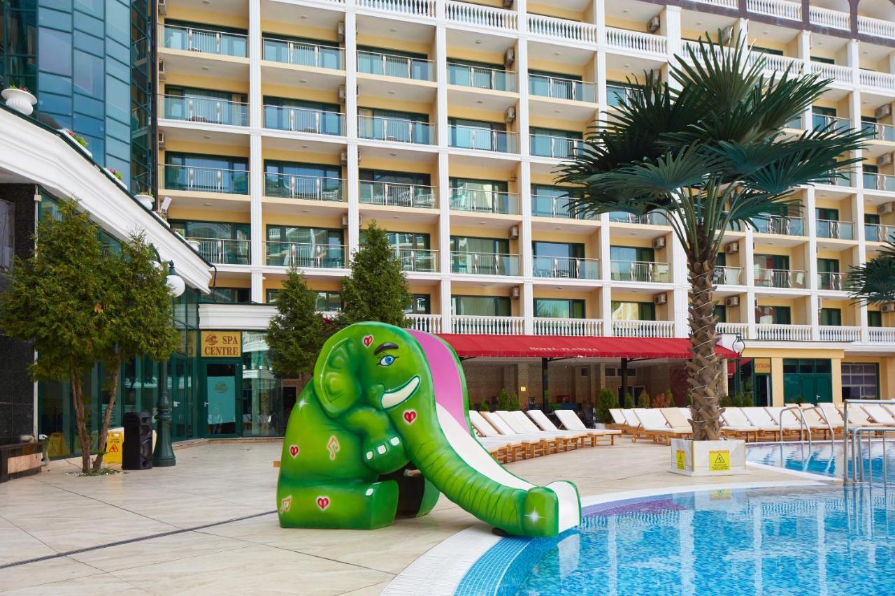 Planeta Hotel & Aquapark Free Beach Access Sunny Beach Eksteriør billede The swimming pool at the hotel