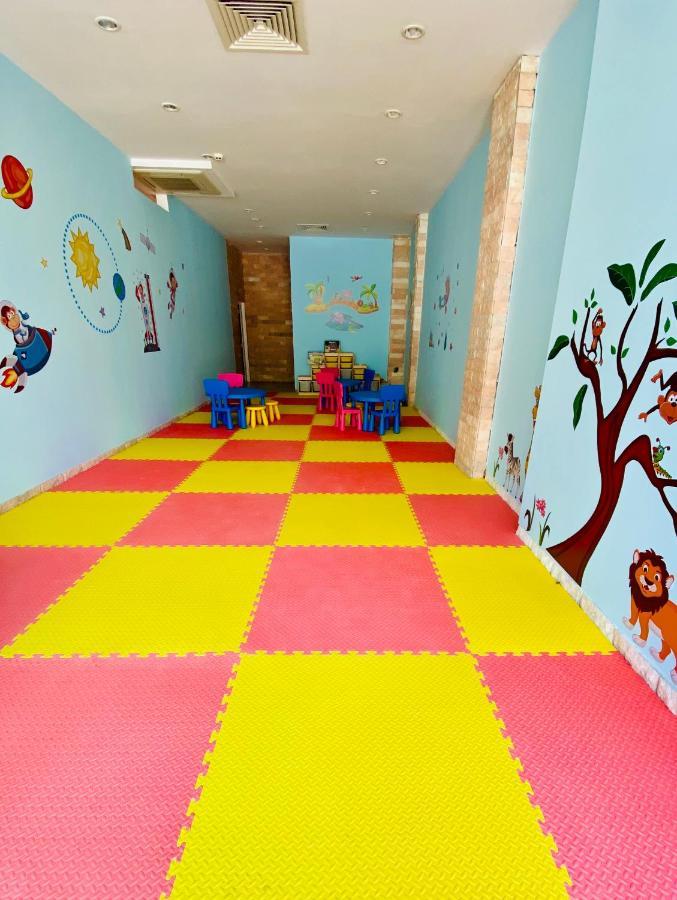 Planeta Hotel & Aquapark Free Beach Access Sunny Beach Eksteriør billede A playroom at a nursery school
